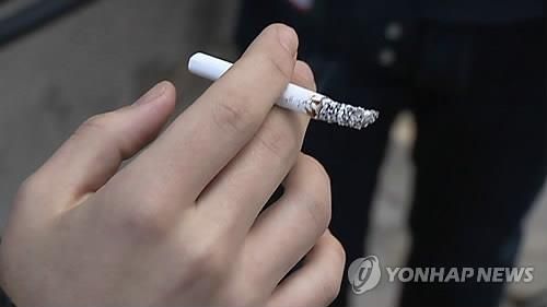 "길거리서 담배 피우면 벌금 21만원 입니다"... 칼 빼든 나라