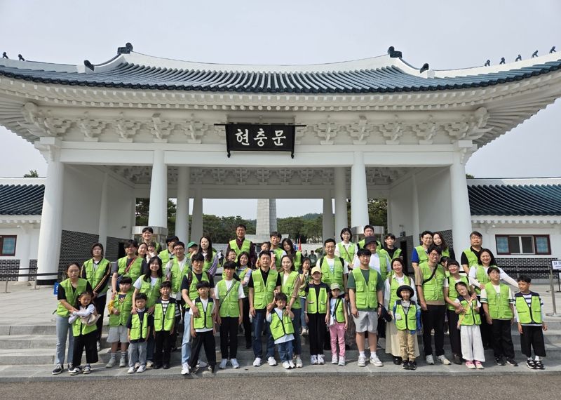 현대엔지니어링, 광복 80주년 맞아 현충원 봉사활동