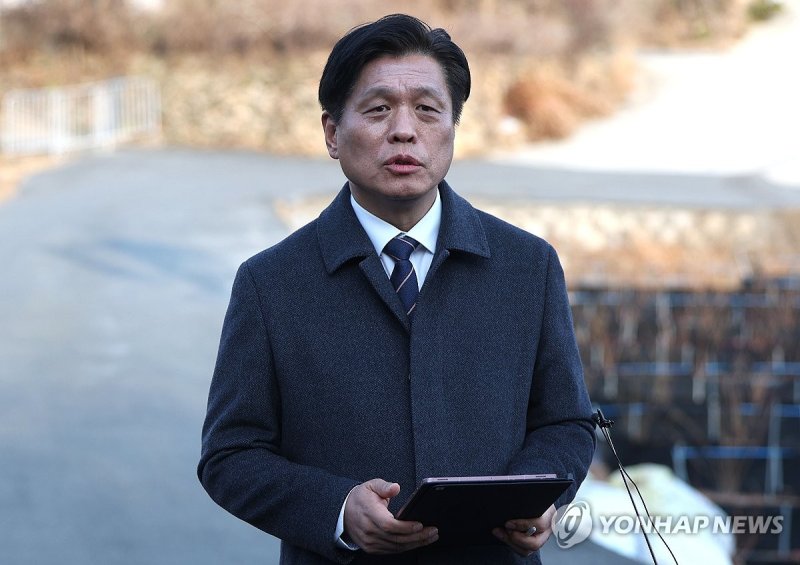 조승래 수석대변인 브리핑 (출처=연합뉴스)