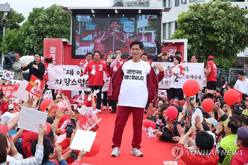 김문수, 제주 동문로터리 유세 (출처=연합뉴스)