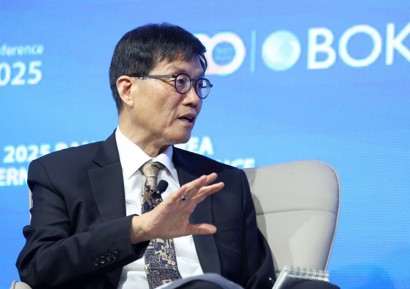 "스테이블코인, 非은행에 허용할지는 고민" [커지는 스테이블 코인 시장]