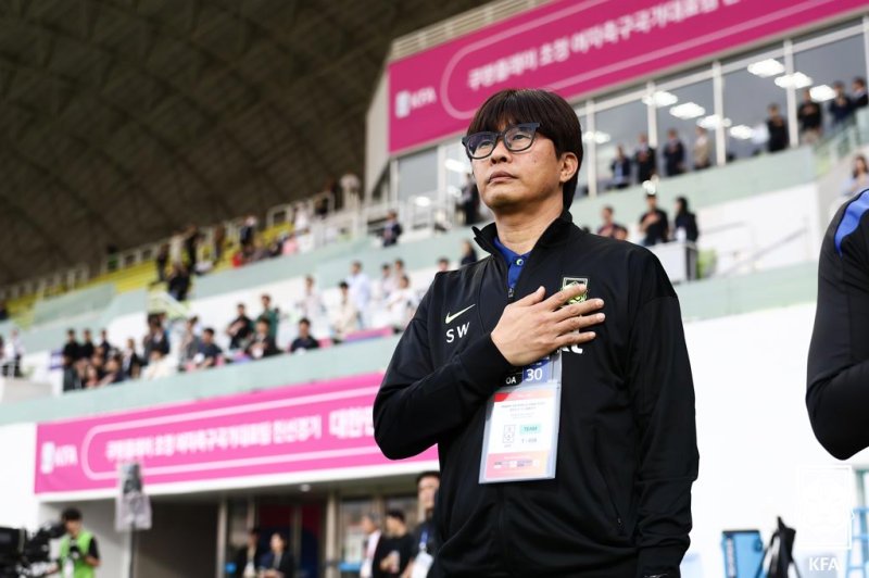 [서울=뉴시스] 한국 여자축구 대표팀의 신상우 감독. (사진=대한축구협회 제공) *재판매 및 DB 금지