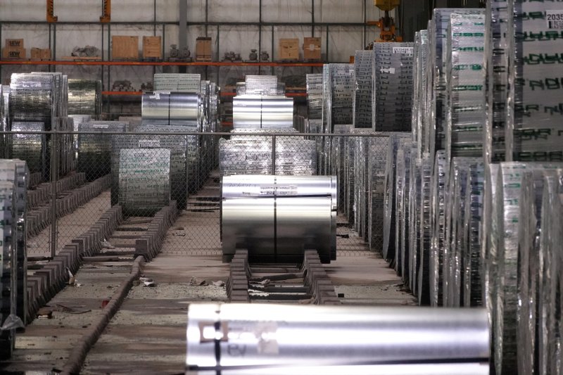 美, 철강-알루미늄 50% 관세 발효...주변국 반발 속 실효 논란