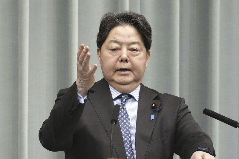 [도쿄=AP/뉴시스] 일본 정부는 3일 한국 대선 투·개표일에 "일본과 한국은 서로 토토 사이트 바카라사회 여러 가지 과제에 대한 파트너로서 협력해야 할 토토 사이트 바카라 이웃나라"라고 밝혔다. 사진은 지난 3월 3일 도쿄에서 기자회견에 참석한 하야시 요시마사 일본 관방장관. 2025.06.03.