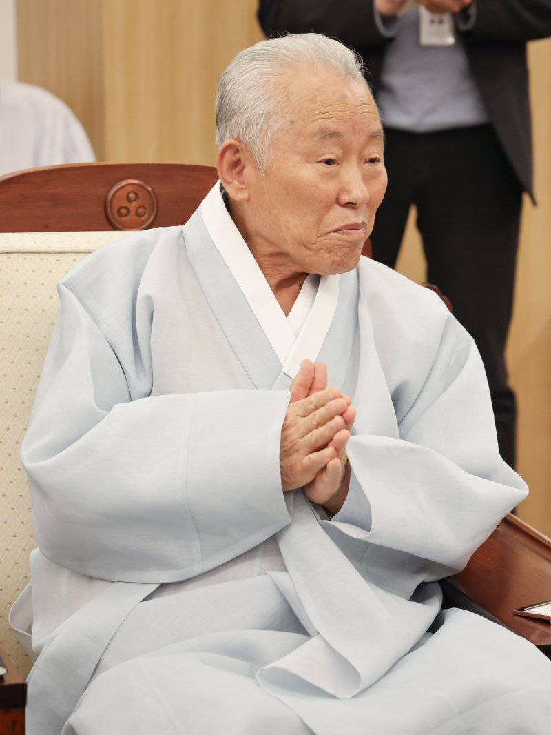 [서울=뉴시스] 김근수 기자 = 최종수 바카라 사이트장이 22일 오후 서울 종로구 한국불교역사문화기념관에서 열린 '의료계-종교지도자협의회 간담회'에서 발언하고 있다. (사진= 한국종교지도자협의회 제공) 2024.10.22. photo@newsis.com *재판매 및 DB 금지