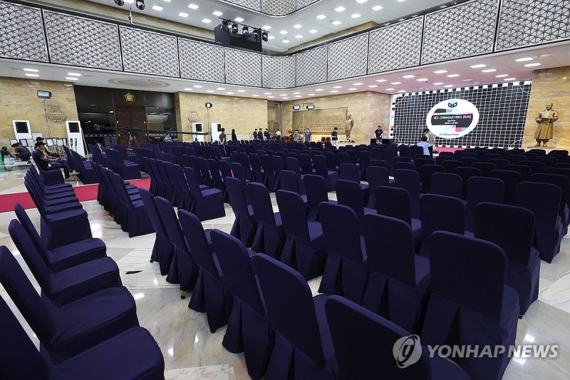 대통령 맞이 준비 (출처=연합뉴스)