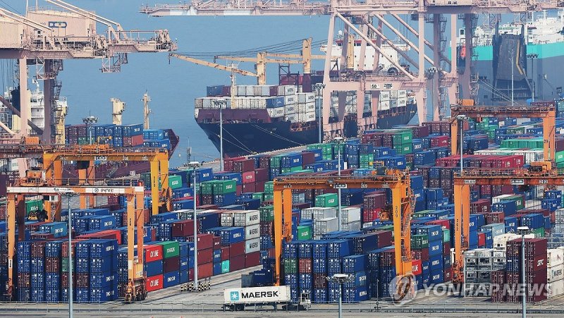 '트럼프 관세' 속 5월 수출 1.3%↓…미중 수출 8%대 감소 (출처=연합뉴스)