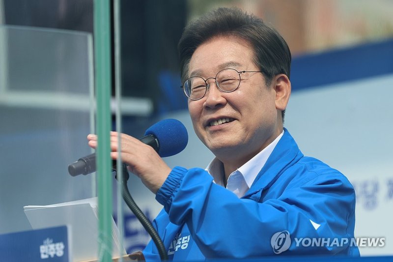 이재명 후보, '캐스팅 보터' 충북 집중유세 (출처=연합뉴스)