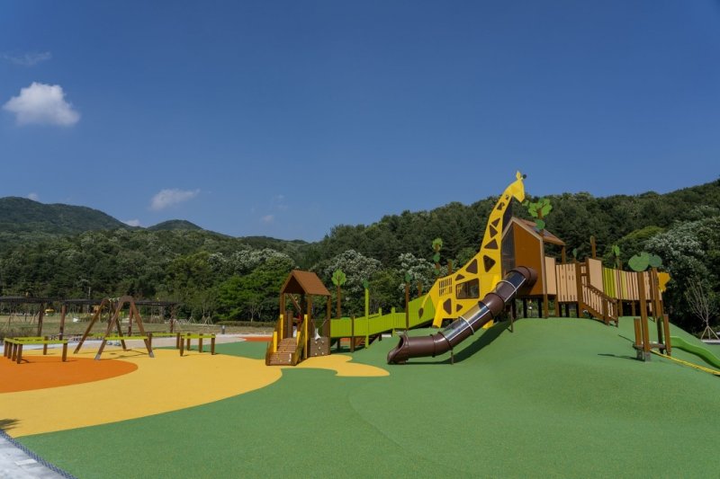 율동공원 오토캠핑장 어린이놀이터 (출처=연합뉴스)