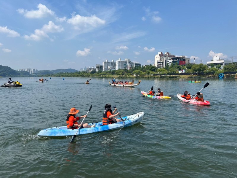 진주 남강 수상메이저 바카라사이트 장난감메이저 바카라사이트 장난감 체험교실(진주시 제공. 재판매 및 DB금지).