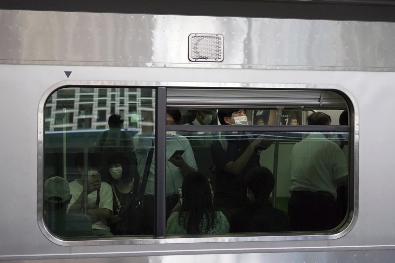 [도쿄=AP/뉴시스]2022년 7월27일 도쿄의 지하철 모습. 2025.6.4