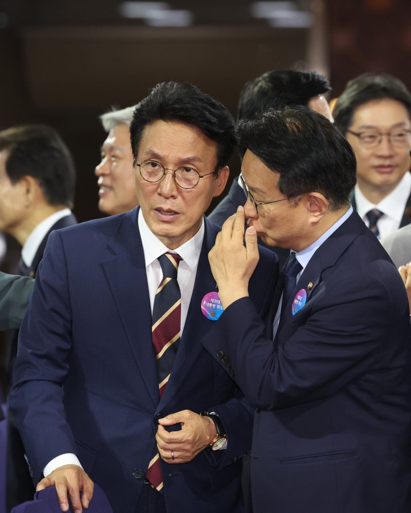 李 정부 첫 인선 발표…김민석 총리·강훈식 비서실장 내정