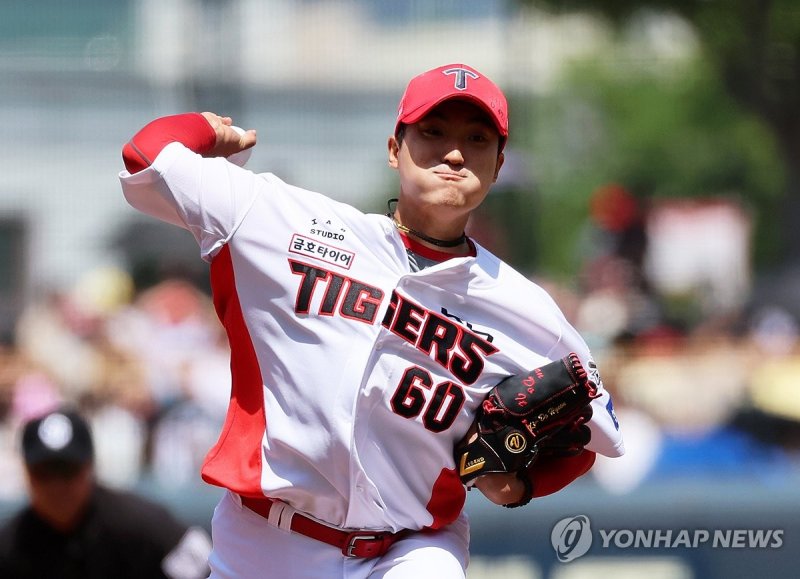 역투하는 김도현 (출처=연합뉴스)