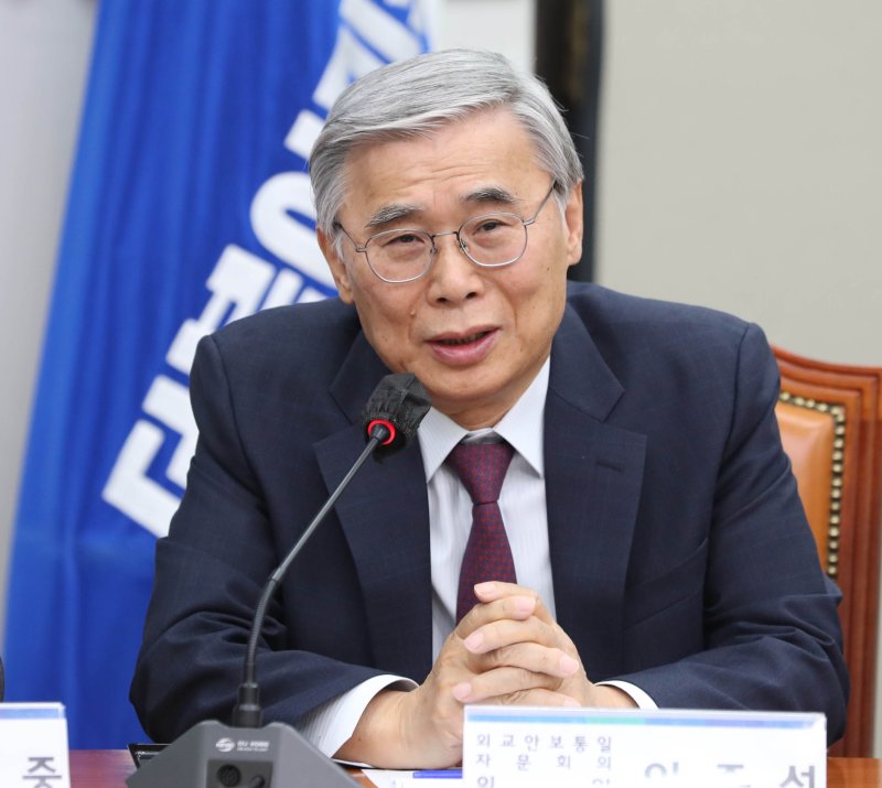 이재명 대통령이 지난 4일 초대 국정원장으로 지명한 이종석 전 통일부장관. 뉴시스