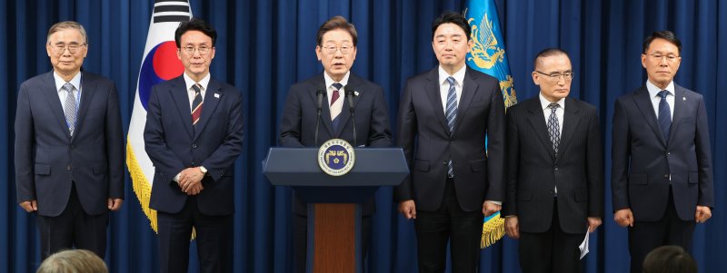 李대통령, 첫 인선 직접 발표…국무총리 김민석·비서실장 강훈식