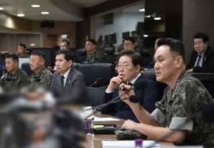 최신 뉴스 이미지
