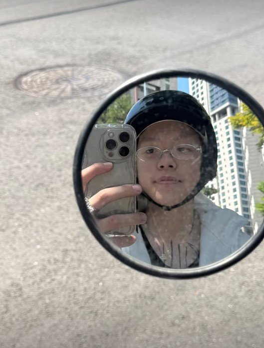노엘, 오랜만에 셀카…살 오른듯한 얼굴