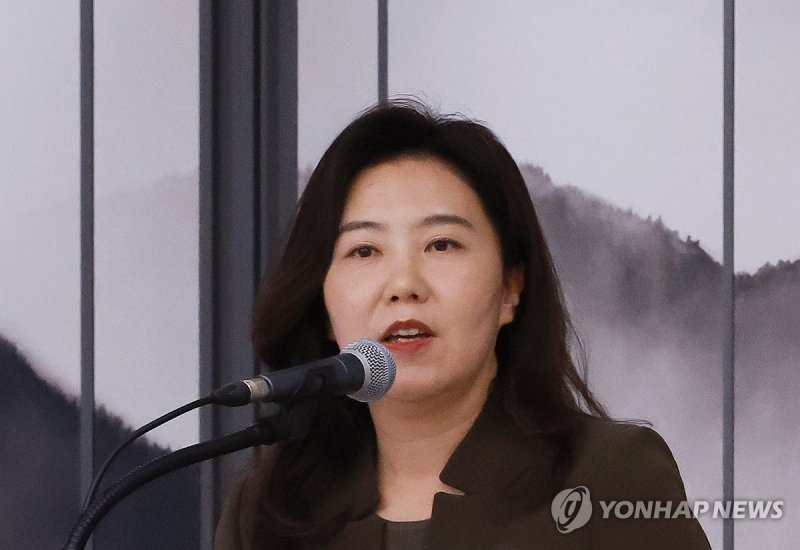 이재명 대통령, 강유정 대변인 임명 (출처=연합뉴스)
