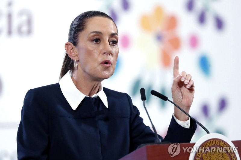 4일(현지시간) 정례 기자회견하는 클라우디아 셰인바움 멕시코 대통령 (출처=연합뉴스)