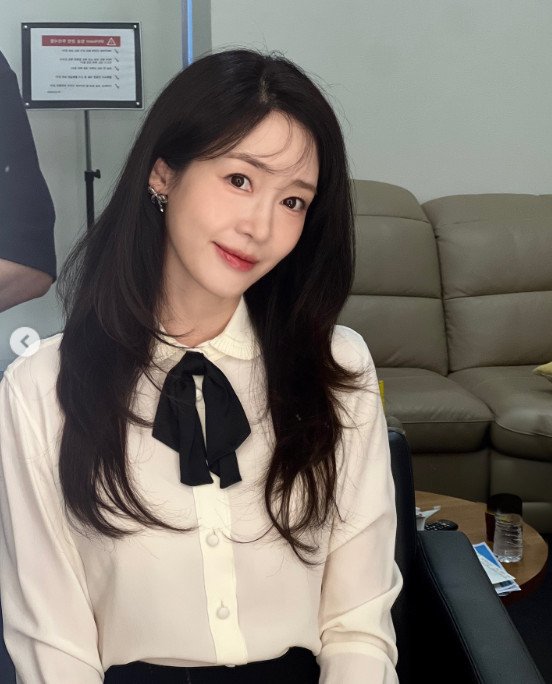 '남편 구속 후 홈쇼핑 복귀' 성유리, 44세에도 여전한 요정 미모 [N샷]