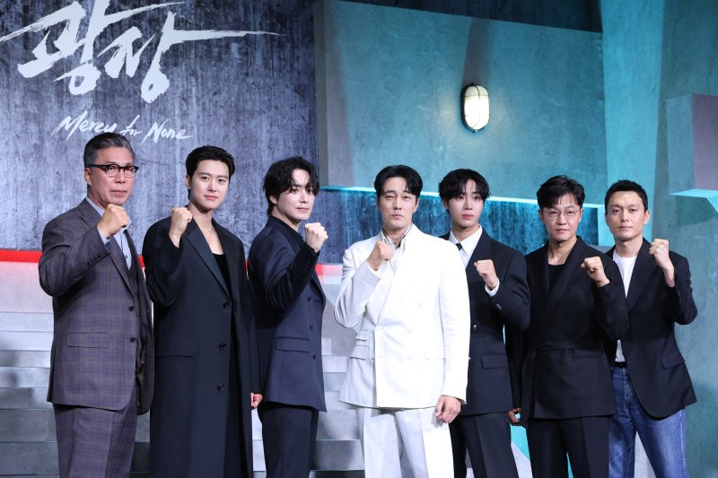 '광장' 감독 "믿기지 않는 라인업…소지섭, 원작 팬도 원한 캐스팅"