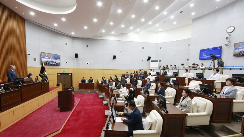 [대전=뉴시스] 대전 서구의회가 5일 제290회 제1차 정례회를 열고 있다. (사진=서구의회 제공) 2025.06.05. photo@newsis.com *재판매 및 DB 금지