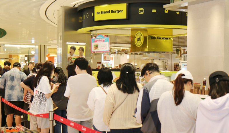 지난달 23일 스타필드 수원에서 열린 노브랜드 버거 팝업 매장(신세계푸드 제공, 재판매 및 DB금지) 2025.5.25/뉴스1