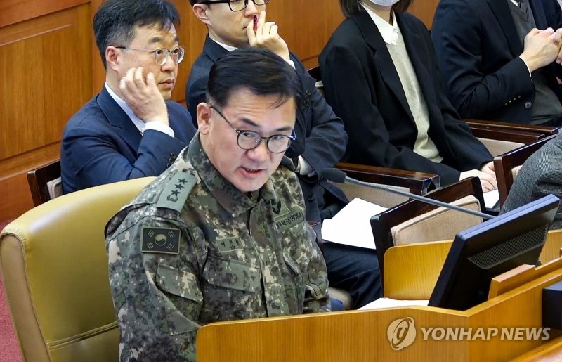 여인형 전 국군방첩사령관 , 탄핵심판 5차 변론 증인출석 (출처=연합뉴스)