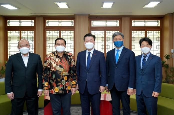 사진=술리스 전 대사 본인제공