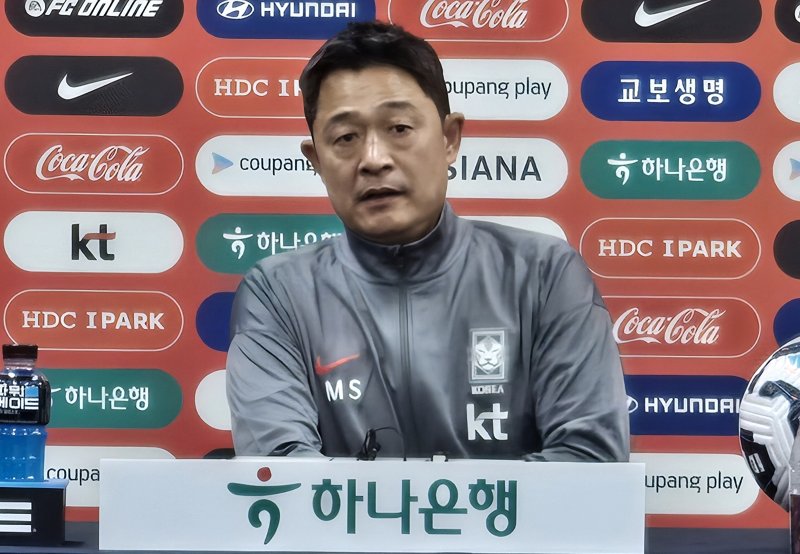 [용인=뉴시스] 하근수 기자= 이민성 남자 22세 이하(U-22) 축구 국가대표팀 감독. 2025. 06. 05. hatriker22@newsis.com
