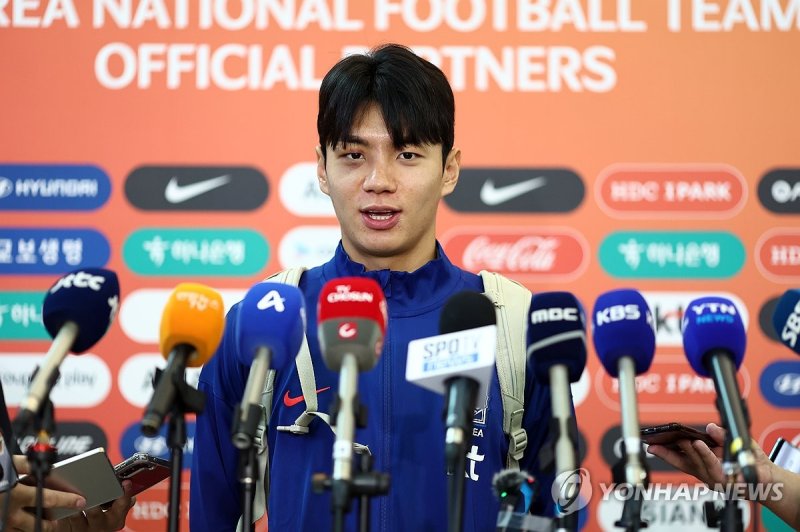 인터뷰하는 전진우 (출처=연합뉴스)