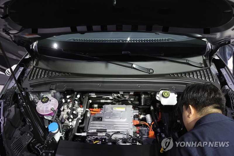 BYD에 쏠린 관심 (출처=연합뉴스)