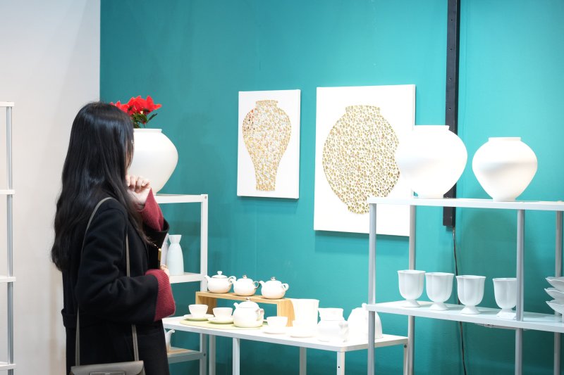 지난해 경기도자페어 전시·판매관(사진=한국도자재단 제공) *재판매 및 DB 금지