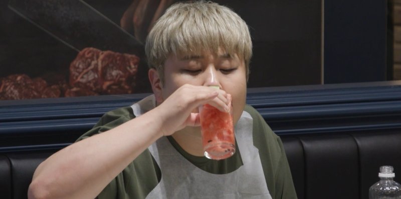 '전참시' 윤남노, 평양냉면 먹는 꿀팁·스페셜 소주 레시피 공개