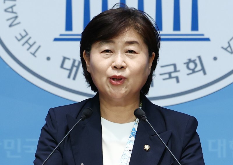 巨與 원내대표 놓고 2파전...김병기·서영교 출마의 변 밝혀