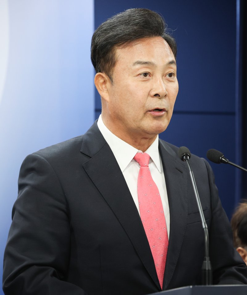 지난해 11월5일 김성제 의왕시장이 서울 종로구 정부서울청사에서 열린 2024년 신규 공공택지 추진계획 브리핑에서 발언하는 모습 (자료사진) 2024.11.5/뉴스1 ⓒ News1 허경 기자