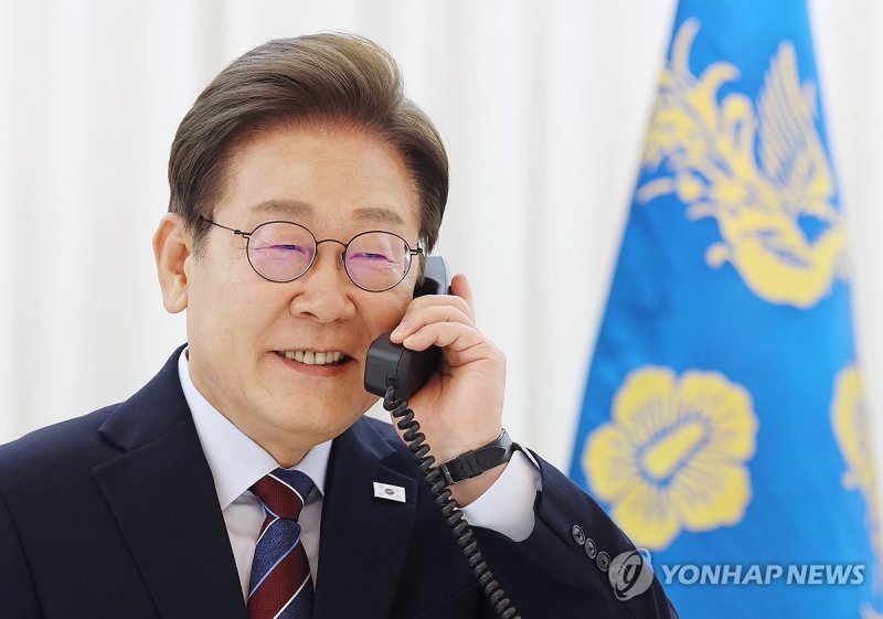이재명 대통령, 도널드 트럼프 미국 대통령과 전화 통화 (출처=연합뉴스)