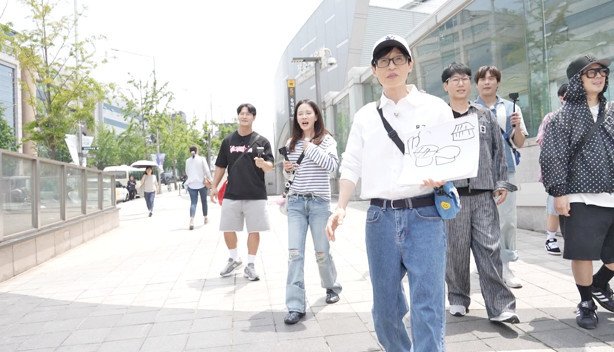 '똥손' 유재석에 달린 운명…시민도 경악한 이해 불가 그림