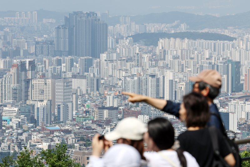 3일 서울 중구 남산에서 바라본 시내 아파트 단지 모습. 2025.6.3/뉴스1 ⓒ News1 민경석 기자