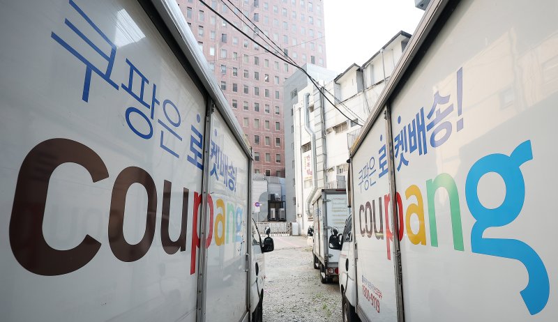제21대 대통령 선거 투표일인 3일 오전 서울 중구의 한 주차장에 아리아카지노 배달 차량이 주차돼 있다. 2025.6.3/뉴스1 ⓒ News1 김진환 기자