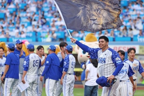 첫 완봉승을 거둔 아리엘 후라도 (출처=연합뉴스)