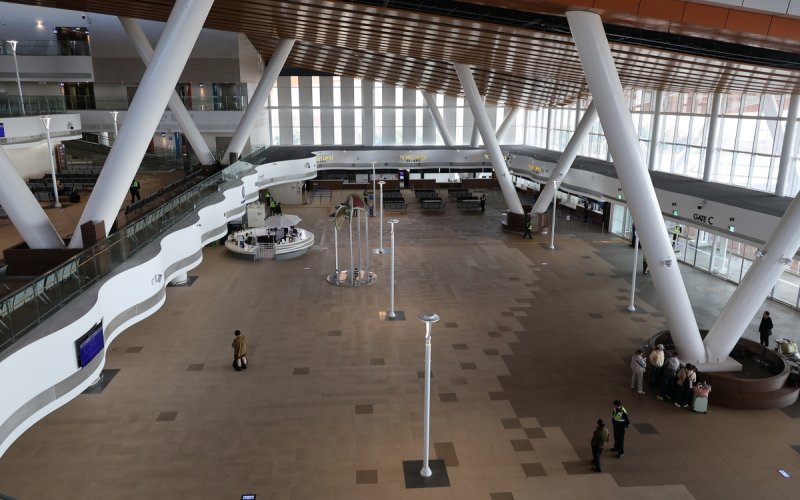 썰렁한 인천항 국제여객터미널 (출처=연합뉴스)