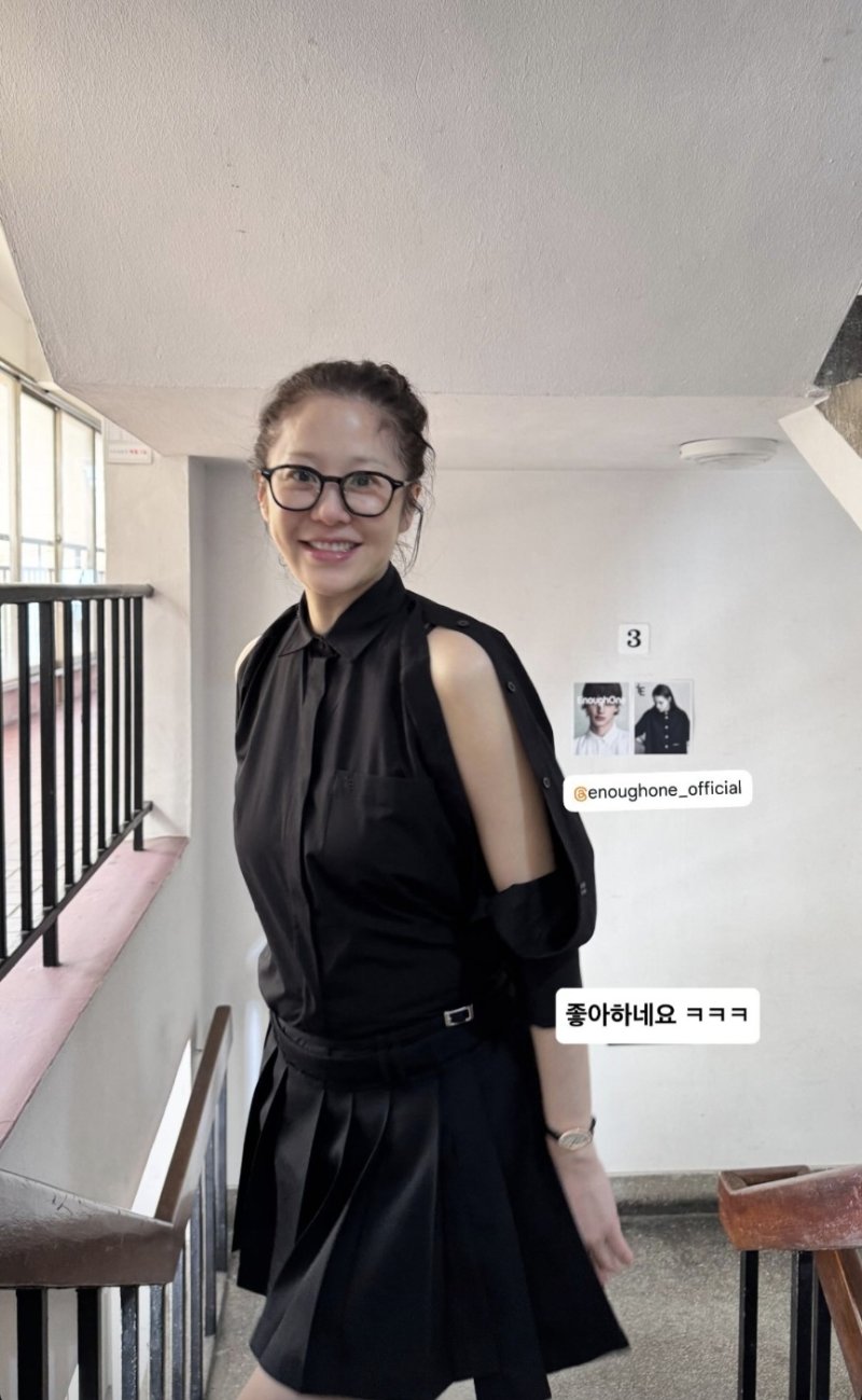 54세 고현정, 20대 뺨치는 미모…늘씬한 몸매