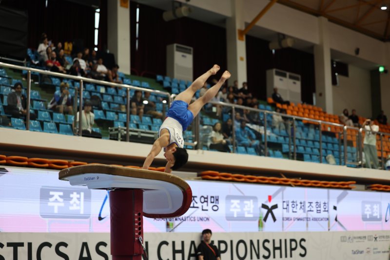 박준우가 8일 열린 2025 기계체조 주니어 아시아선수권대회 남자부 도마 결선에서 금메달을 획득했다. (대한체조협회 제공)