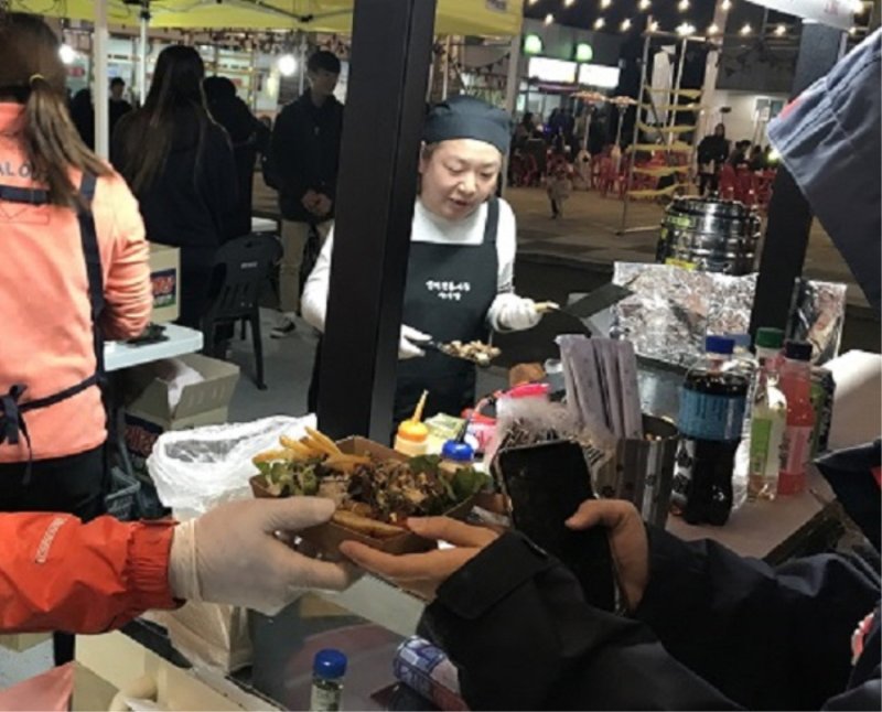 [인제=뉴시스] 9일 인제군(군수 최상기)은 ‘접경지역 소상공인 시설 현대화 사업’ 대상업소 37개소를 선정한데 이어 올 연말까지 5억 원의 사업비를 투입해 지원한다 고 밝혔다. 인제군 제공. *재판매 및 DB 금지