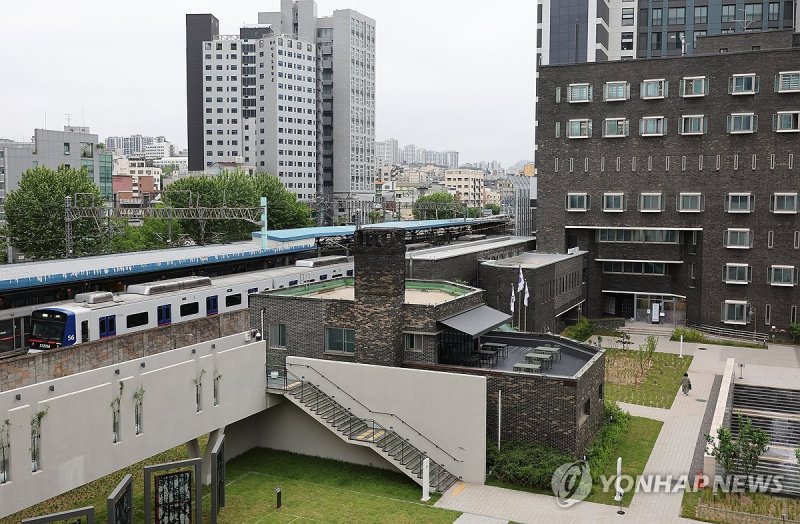 민주화운동기념관 개관 (출처=연합뉴스)