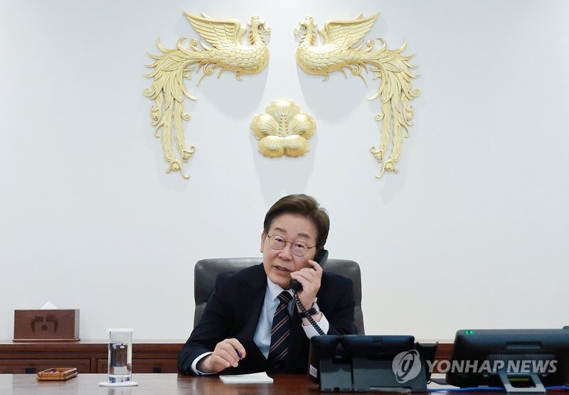 이재명 대통령, 일본 총리와 전화 통화 (출처=연합뉴스)