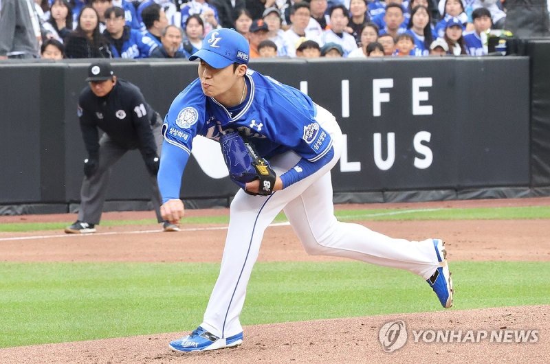 역투하는 원태인 (출처=연합뉴스)