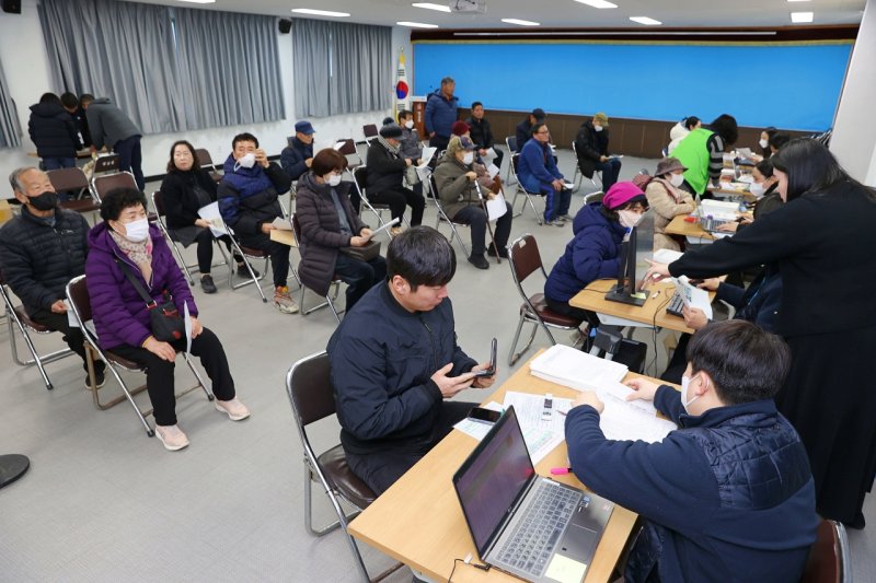 [해남=뉴시스]민생경제회복지원금 지급. (사진=해남군 제공) 2025.06.09. photo@newsis.com *재판매 및 DB 금지