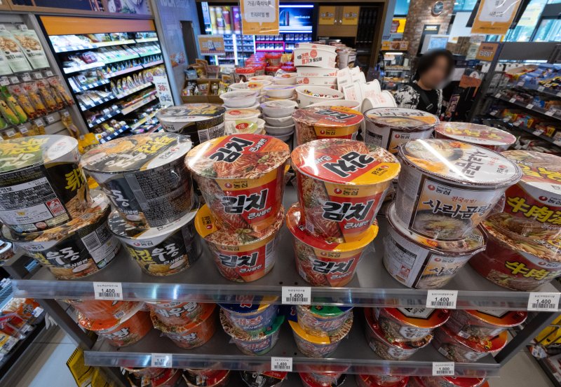 서울의 한 편의점에서 라면이 진열돼 있다.(자료사진) 2024.7.24/뉴스1 ⓒ News1 이재명 기자